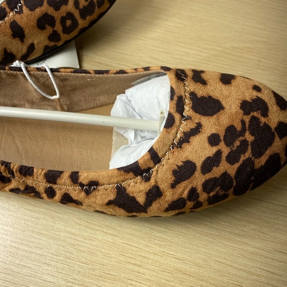Leopard Flats Loafers shoes NWT - Picture 5 of 8